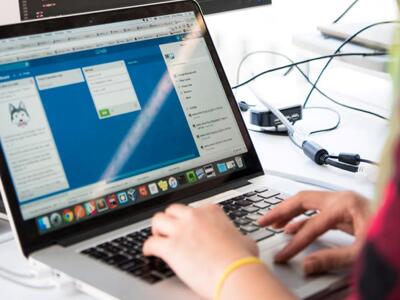 電子商務(wù)客服外包服務(wù)