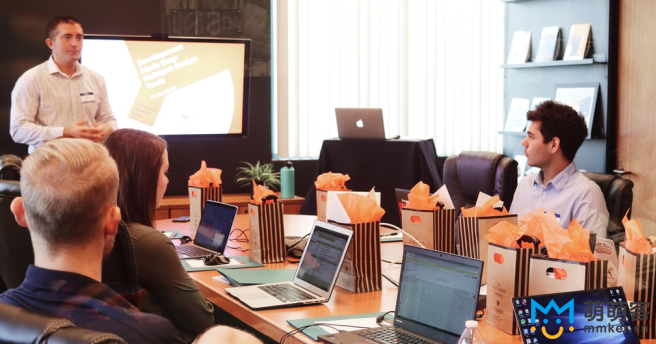 外包平臺在培訓員工