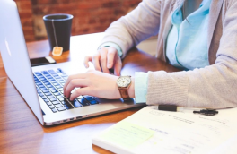 網(wǎng)店客服怎么接待顧客？客服要做好哪些方面？