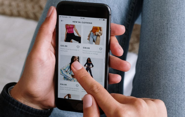 應對顧客的詢問