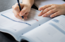 網(wǎng)店客服是怎樣銷售商品的？