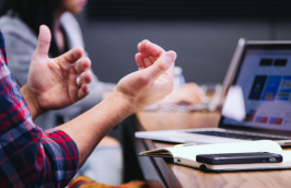 網(wǎng)店客服的服務(wù)意識和溝通技巧