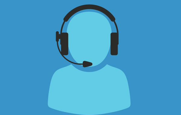 坐席客服外包的月包費用