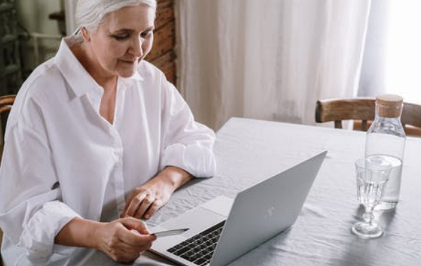 淘寶客服控制自己情緒的方法