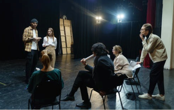 外包客服通過培訓(xùn)熟知產(chǎn)品　