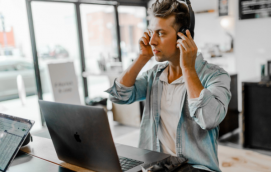 外包客服公司的客服專業嗎？