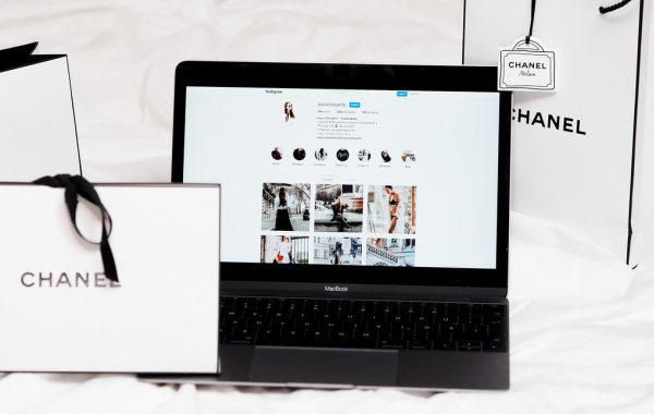 對于店主來說，客服外包好不好？