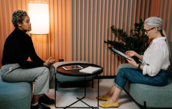 上海客服外包企業(yè)能幫網店解決的困擾