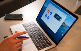 外包客服和電商網店自聘的客服哪個更好?