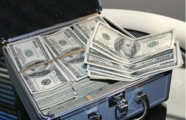 對比客服外包公司員工與網店自聘員工的區(qū)別?