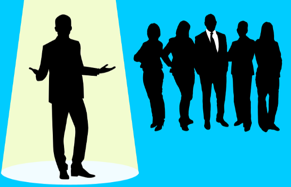 快手店鋪的客服可以外包嗎？外包客服好嗎？