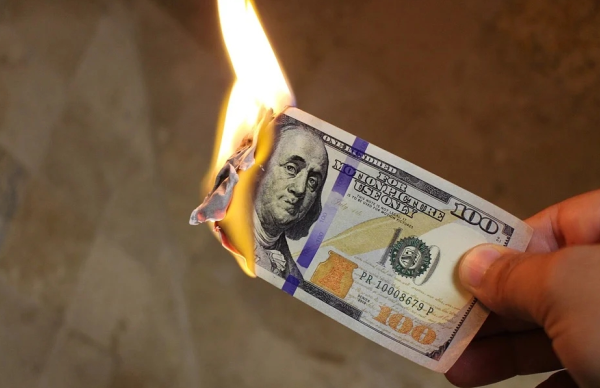 自聘客服費用高