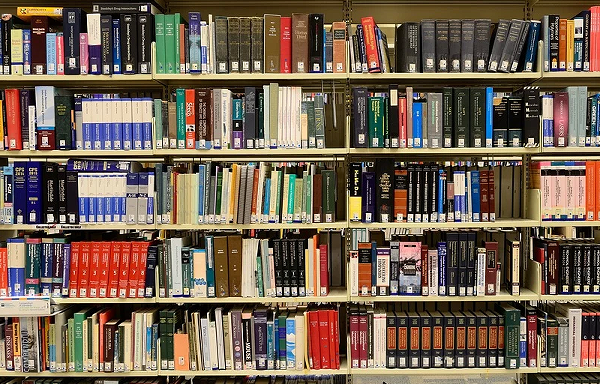 為什么物流公司會把400接聽客服人員外包出去？