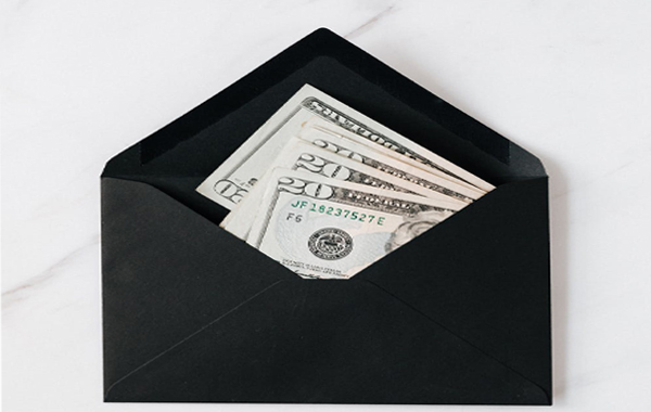 一個月400話務外包費用大概是多少？貴嗎？