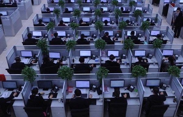 外包避免客服人員流失