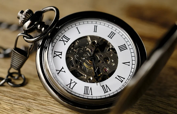 客服的服務時間更長