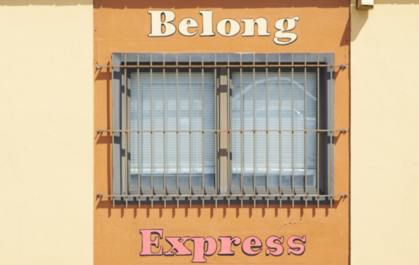 淘寶客服如何處理顧客關于物流和退換貨的問題？