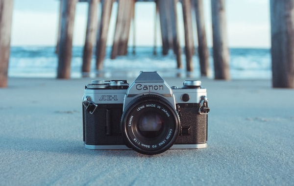 淘寶女裝白底圖拍攝方法