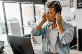 外包專席客服服務(wù)和共享客服服務(wù)的優(yōu)劣勢對比