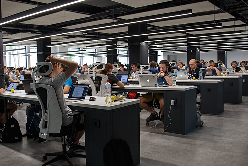 客服外包督導工作（客服外包主管管理客服團隊日常工作的方法）