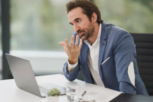 淘寶客服為客戶服務