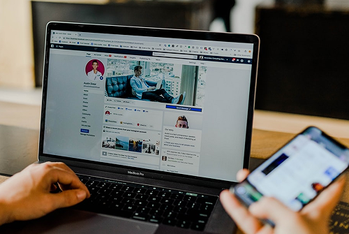 拼多多客服基本話(huà)術(shù)（拼多多客服常用術(shù)語(yǔ)表達(dá)技巧和客服基本溝通話(huà)術(shù)）