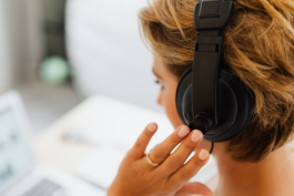 淘寶客服聊天話術(優秀客服快捷鍵溝通技巧和收到貨與圖不一樣回復話術)