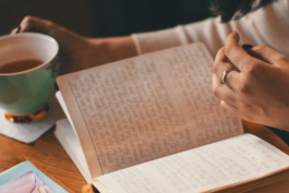 淘寶客服讓客戶稍等的溝通技巧和常用話術(shù)