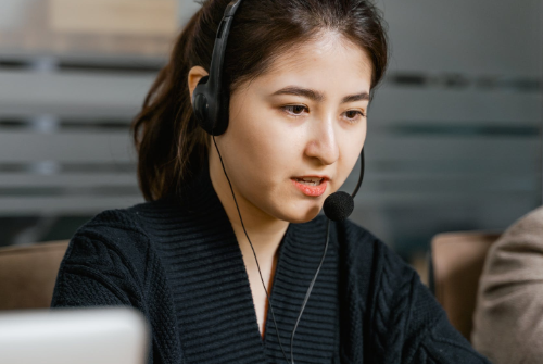 網(wǎng)店客服售前售中服務(wù)的主要工作內(nèi)容和職責(zé)