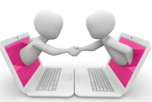 淘寶客服在與客戶聊天