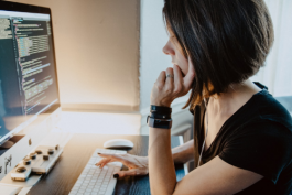 電商客服服務(wù)的概念是什么?電商客服主要內(nèi)容和職責(zé)有哪些?