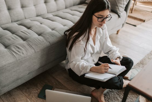 拼多多售前客服必備的專業(yè)知識技能