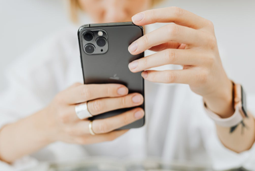 如何用手機(jī)拍攝產(chǎn)品，手機(jī)拍攝淘寶產(chǎn)品技巧教程