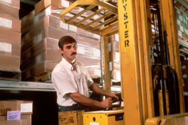 物流管理和倉儲管理的關(guān)系和區(qū)別