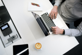 網(wǎng)店客服崗位需要具備的專業(yè)知識和技能