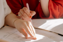 淘寶客服專業(yè)知識考核試題及答案