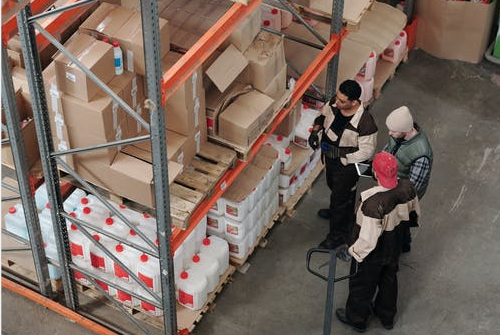 根據(jù)出庫(kù)頻率選定位置