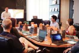 天貓網(wǎng)店客服經(jīng)理崗位是如何管理團(tuán)隊的?