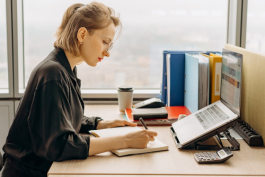 最新淘寶客服考試題庫及標準答案