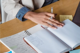 淘寶天貓客服要學習的考試題目和答案有那些？