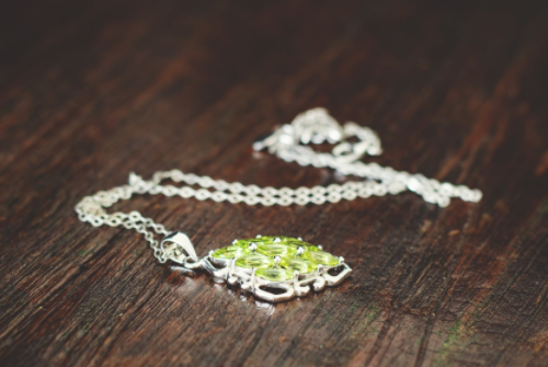 側(cè)逆光拍攝