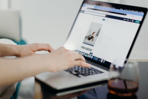 請顧客多來店里逛逛