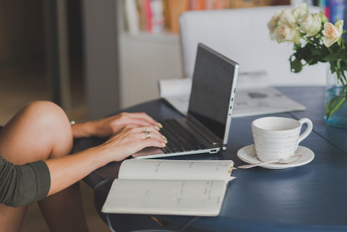 淘寶服裝店客服話術流程（服裝客服的售前、售中、售后話術）