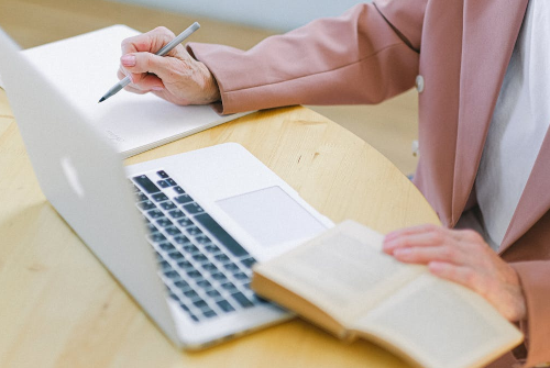 整理抖音客服常見的考試題目及內容