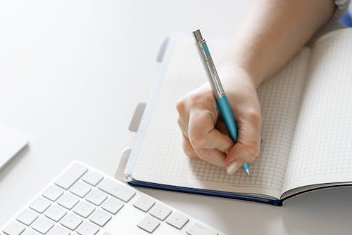 快手客服子賬號如何設(shè)置？有哪些專業(yè)知識問題？