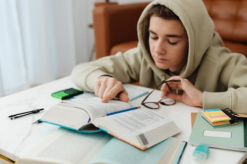 拼多多不發(fā)貨賠償規(guī)則是什么？客戶如何投訴？