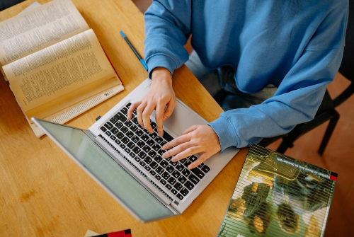 拼多多新客服可以考試幾次？怎考核目標(biāo)怎么確定？