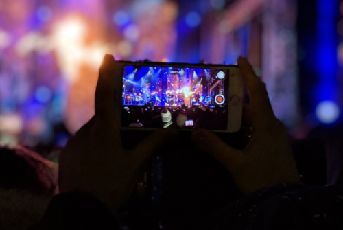 如何制作抖音小視頻？該怎么上熱門？