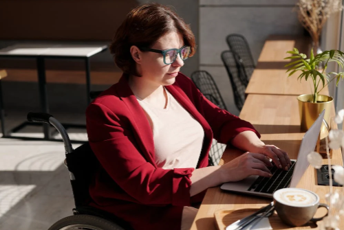 抖音怎么做流量推廣？怎么收費？