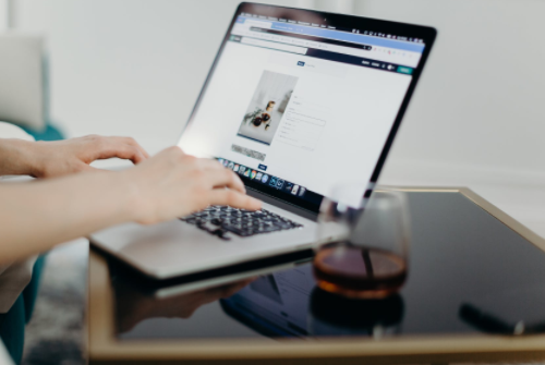 快手極速版和快手的不同之處（快手極速版怎么賺錢?）